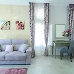 Santa Lucia Apartamento *