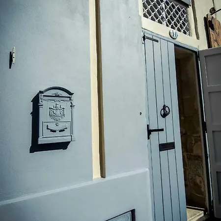 Santa Lucia * Rabat
