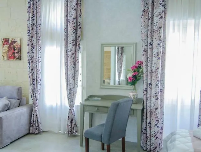 Santa Lucia Apartment *