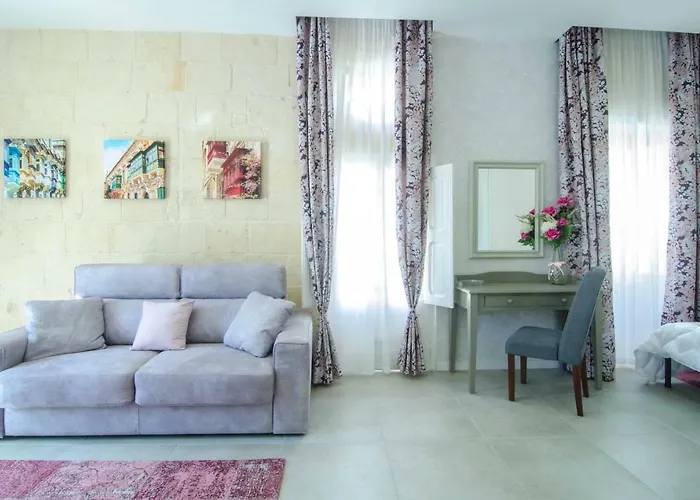 Santa Lucia Apartment *